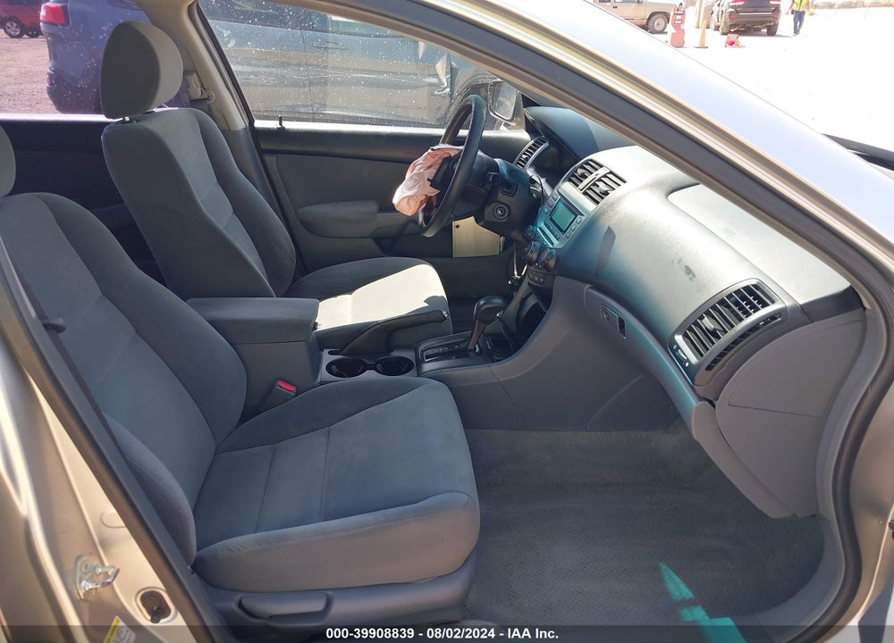 2007 HONDA ACCORD 2.4 LX VIN: 3HGCM56457G708552