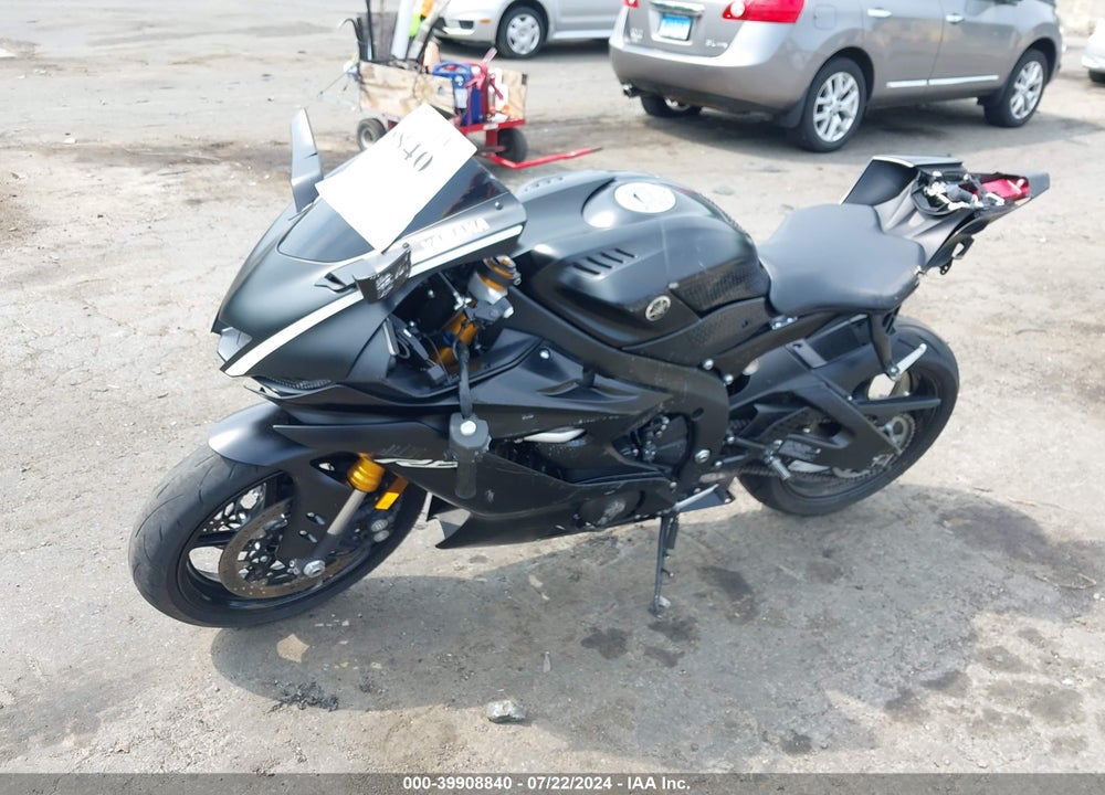2017 YAMAHA YZFR6 C VIN: JYARJ28Y2HA000173