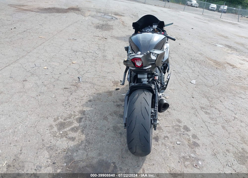 2017 YAMAHA YZFR6 C VIN: JYARJ28Y2HA000173