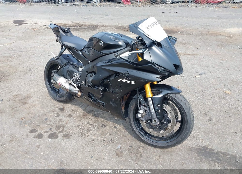 2017 YAMAHA YZFR6 C VIN: JYARJ28Y2HA000173