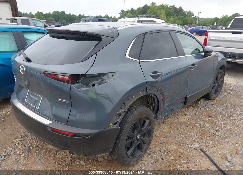 2022 MAZDA CX-30 CARBON EDITION VIN: 3MVDMBCLXNM447722