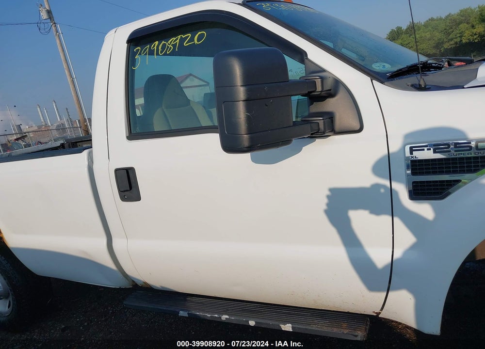 2008 FORD F-250 XL/XLT VIN: 1FTNF21548ED65676