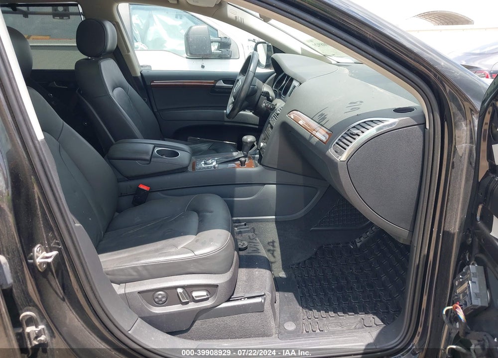2013 AUDI Q7 3.0T PREMIUM VIN: WA1LGAFE5DD011084