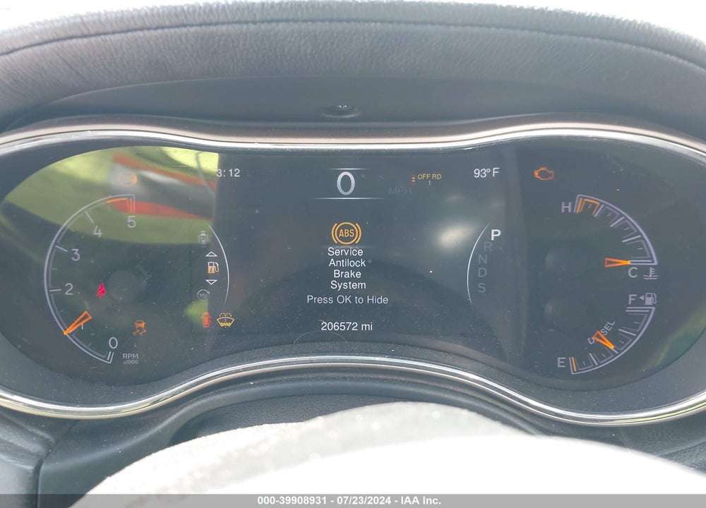 2015 JEEP GRAND CHEROKEE SUMMIT VIN: 1C4RJFJM9FC941852