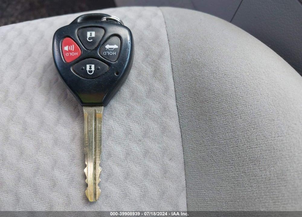 2011 TOYOTA CAMRY LE VIN: 4T1BF3EK1BU721843