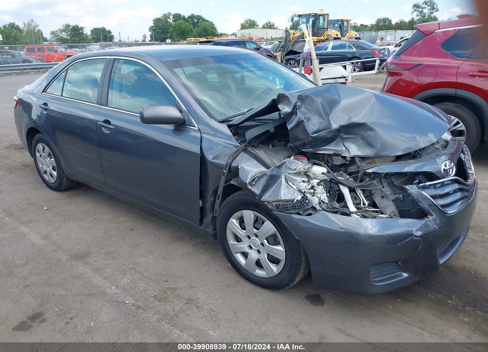 2011 TOYOTA CAMRY LE VIN: 4T1BF3EK1BU721843