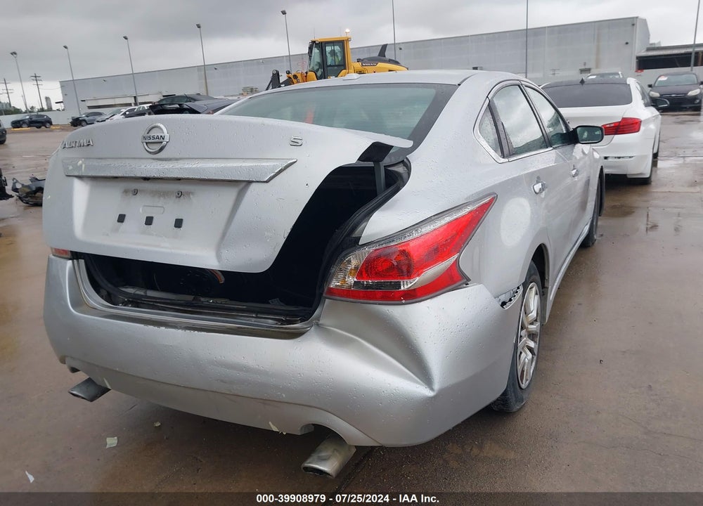 2015 NISSAN ALTIMA 2.5/2.5 S/2.5 SL/2.5 SV VIN: 1N4AL3AP3FN884025