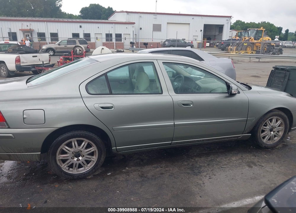 2007 VOLVO S60 2.5T VIN: YV1RS592972608692