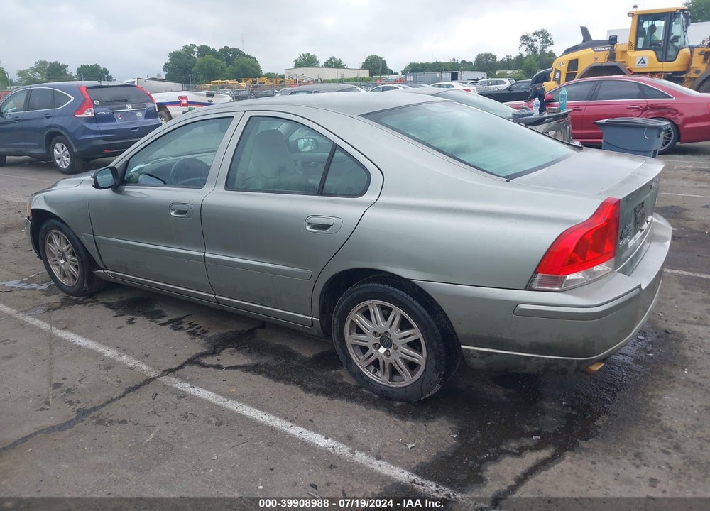 2007 VOLVO S60 2.5T VIN: YV1RS592972608692