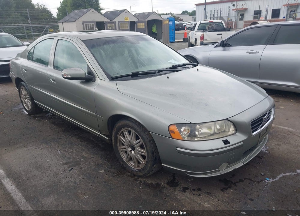 2007 VOLVO S60 2.5T VIN: YV1RS592972608692