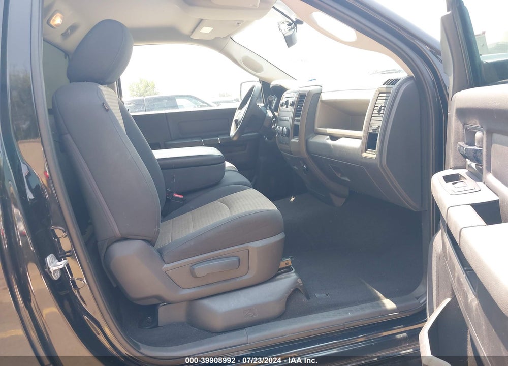 2012 RAM 1500 ST VIN: 3C6JD7AT2CG251216