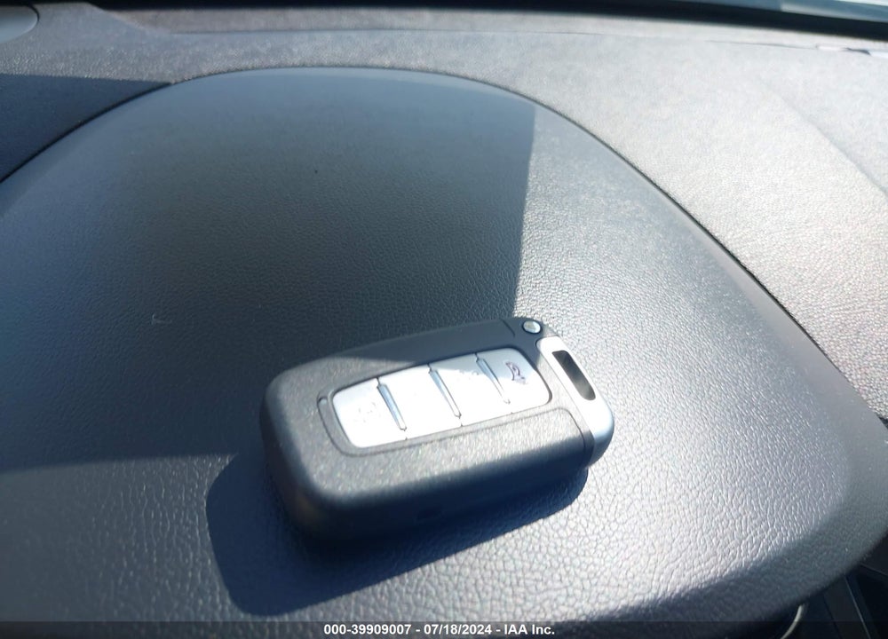 2015 HYUNDAI SONATA HYBRID VIN: KMHEC4A45FA134216