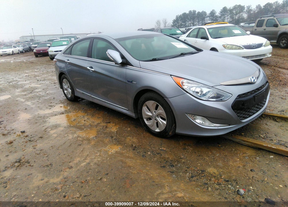 2015 HYUNDAI SONATA HYBRID VIN: KMHEC4A45FA134216