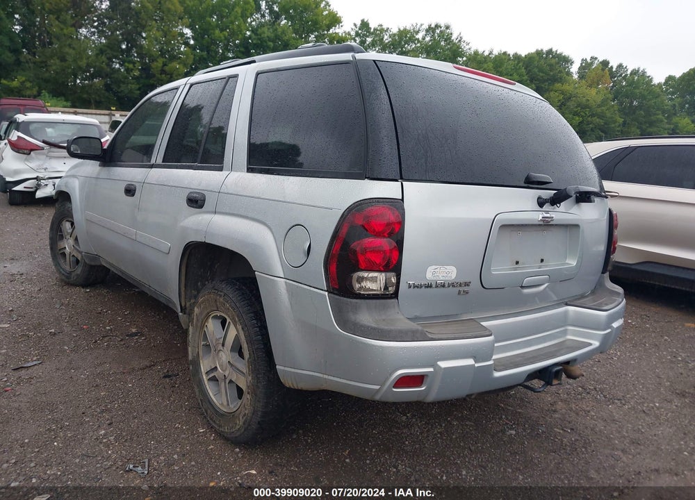2007 CHEVROLET TRAILBLAZER LS VIN: 1GNDT13S972265758
