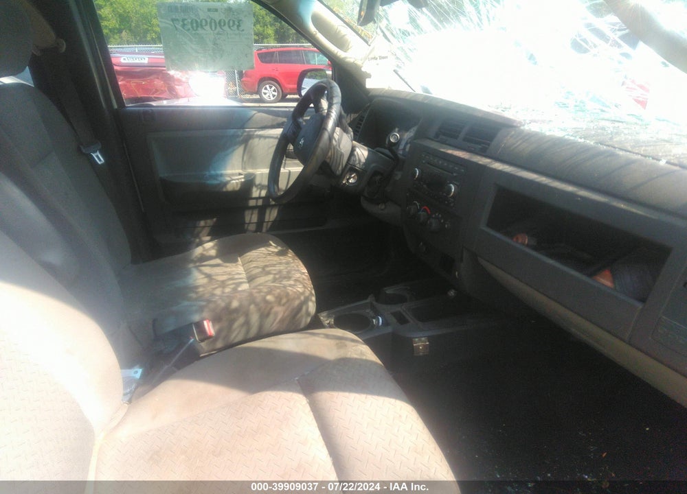 2008 DODGE DAKOTA ST VIN: 1D7HW22K48S552425