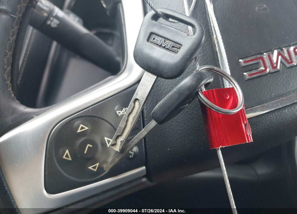 2014 GMC SIERRA 1500 VIN: 1GTR1UEC2EZ310412