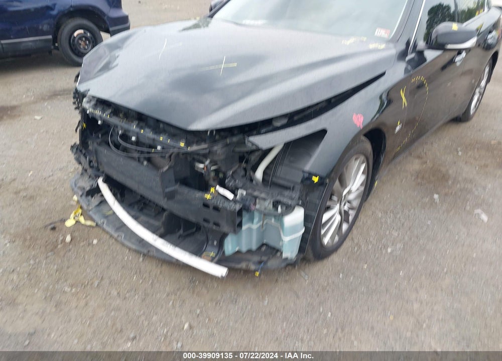 2018 INFINITI Q50 3.0T LUXE VIN: JN1EV7AR2JM434205