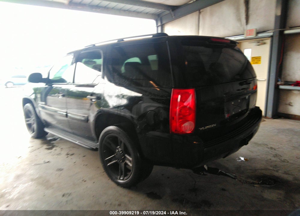 2008 GMC YUKON SLE VIN: 1GKFC13C48J187900