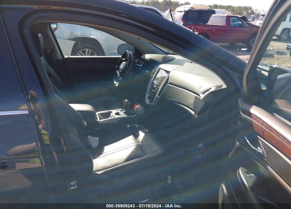 2015 CADILLAC SRX LUXURY COLLECTION VIN: 3GYFNBE38FS624876