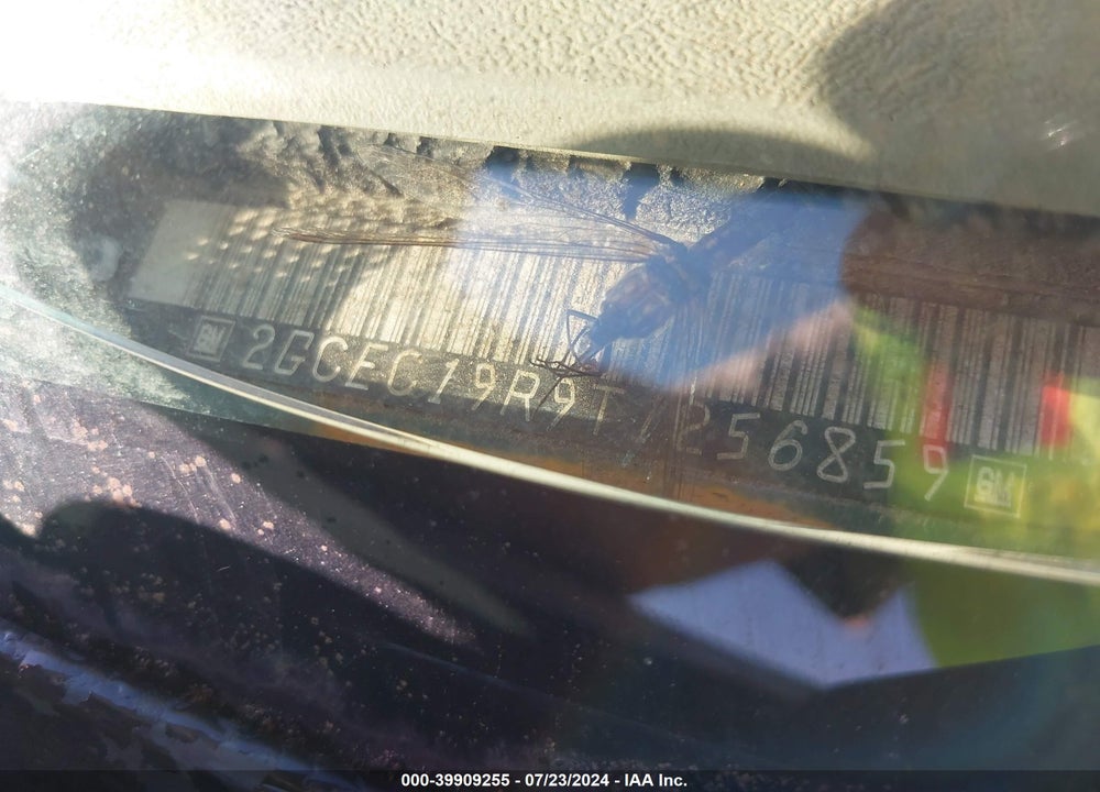 1996 CHEVROLET GMT-400 VIN: 2GCEC19R9T1256859