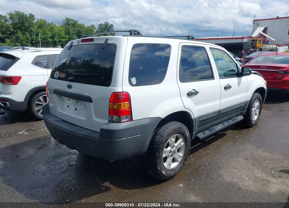 2005 FORD ESCAPE XLT VIN: 1FMYU03175KB08862