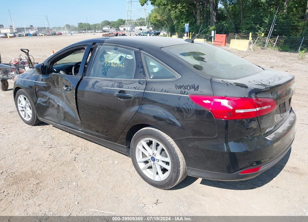 2018 FORD FOCUS SE VIN: 1FADP3F21JL268035