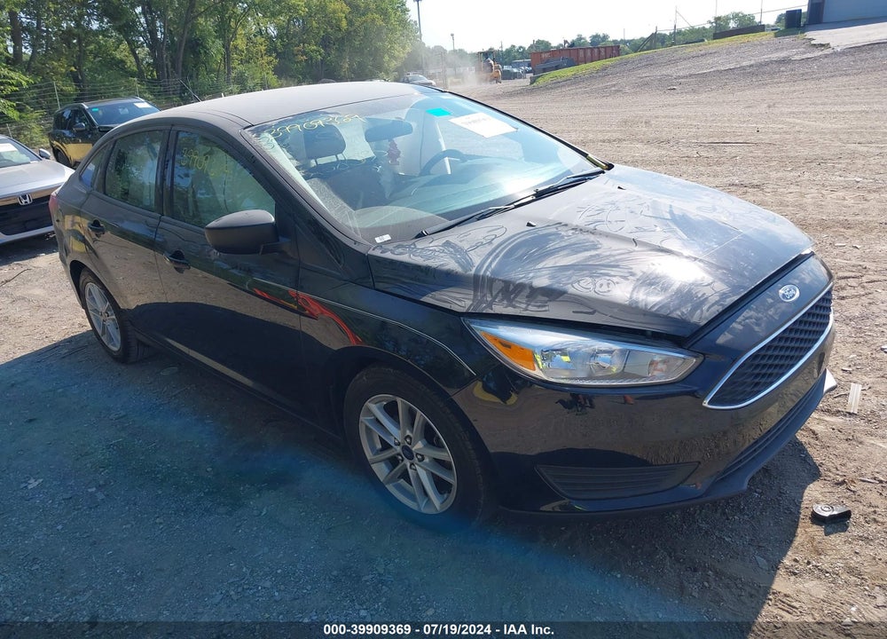 2018 FORD FOCUS SE VIN: 1FADP3F21JL268035