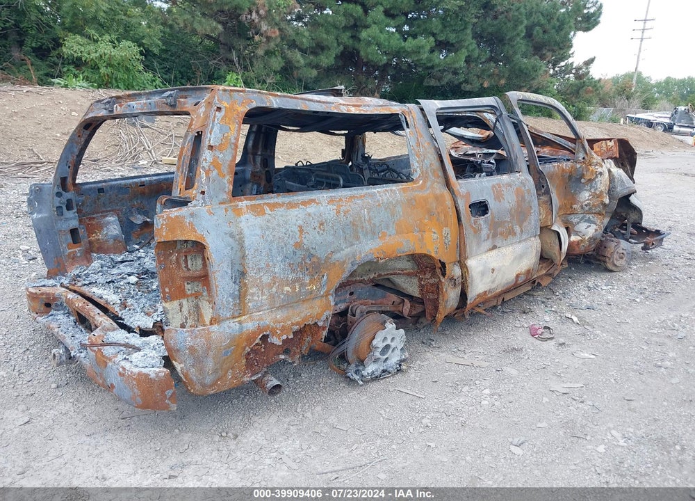 2005 CHEVROLET SUBURBAN 1500 Z71 VIN: 3GNFK16Z35G200963