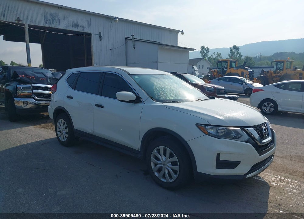 2017 NISSAN ROGUE S VIN: KNMAT2MVXHP536731