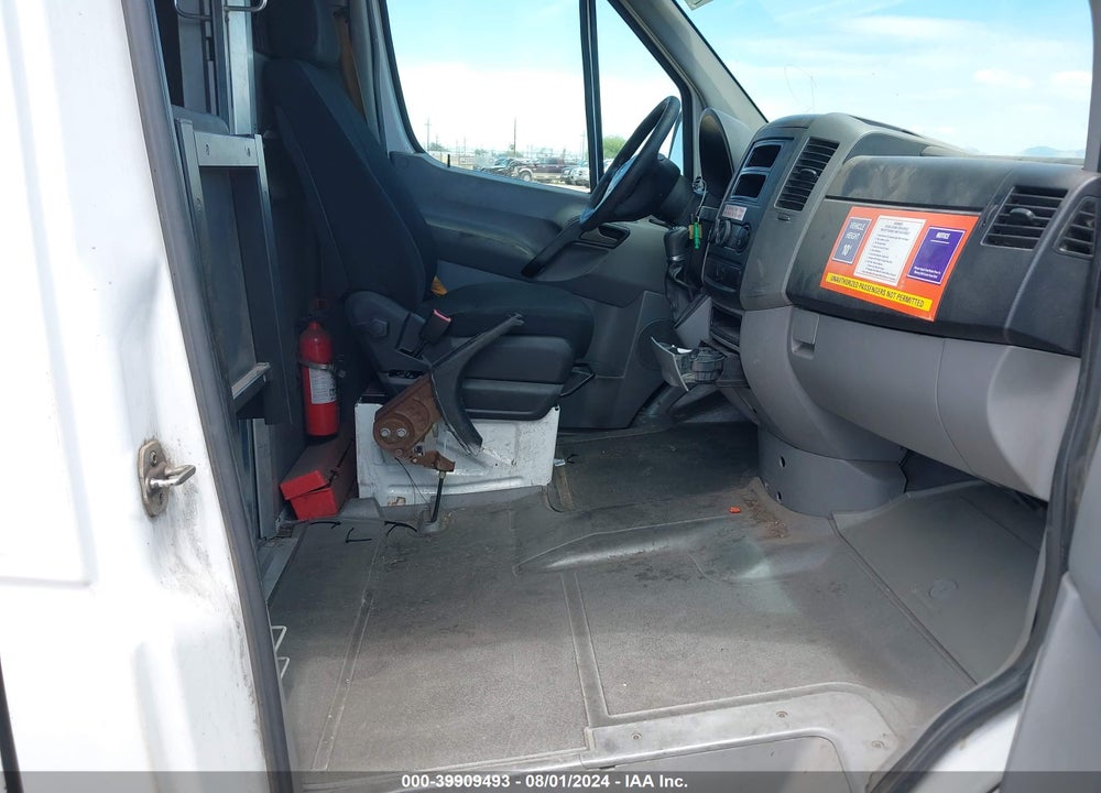 2014 MERCEDES-BENZ SPRINTER 2500 HIGH ROOF VIN: WD3PE8DE4E5897364