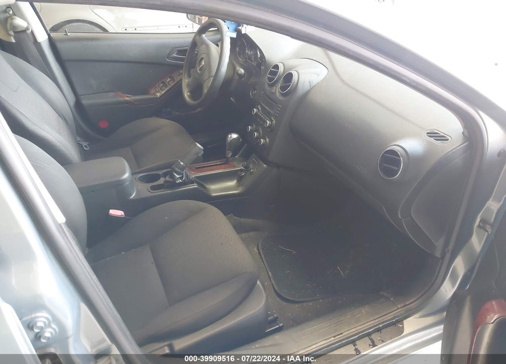 2008 PONTIAC G6 VALUE LEADER VIN: 1G2ZF57B984158906