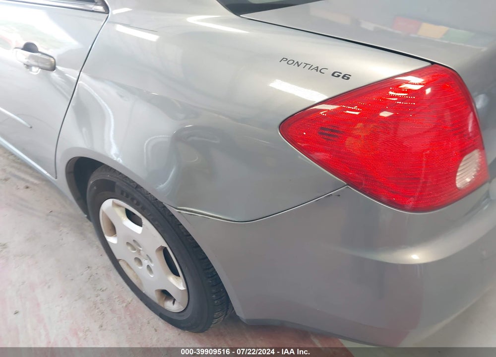 2008 PONTIAC G6 VALUE LEADER VIN: 1G2ZF57B984158906