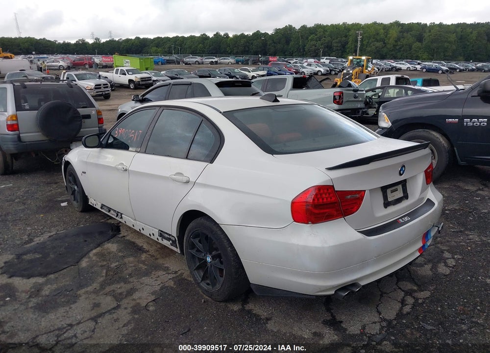 2010 BMW 328I VIN: WBAPH7G52ANM50414