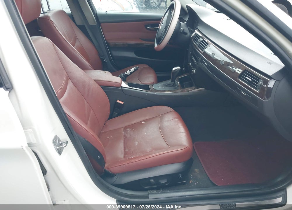 2010 BMW 328I VIN: WBAPH7G52ANM50414