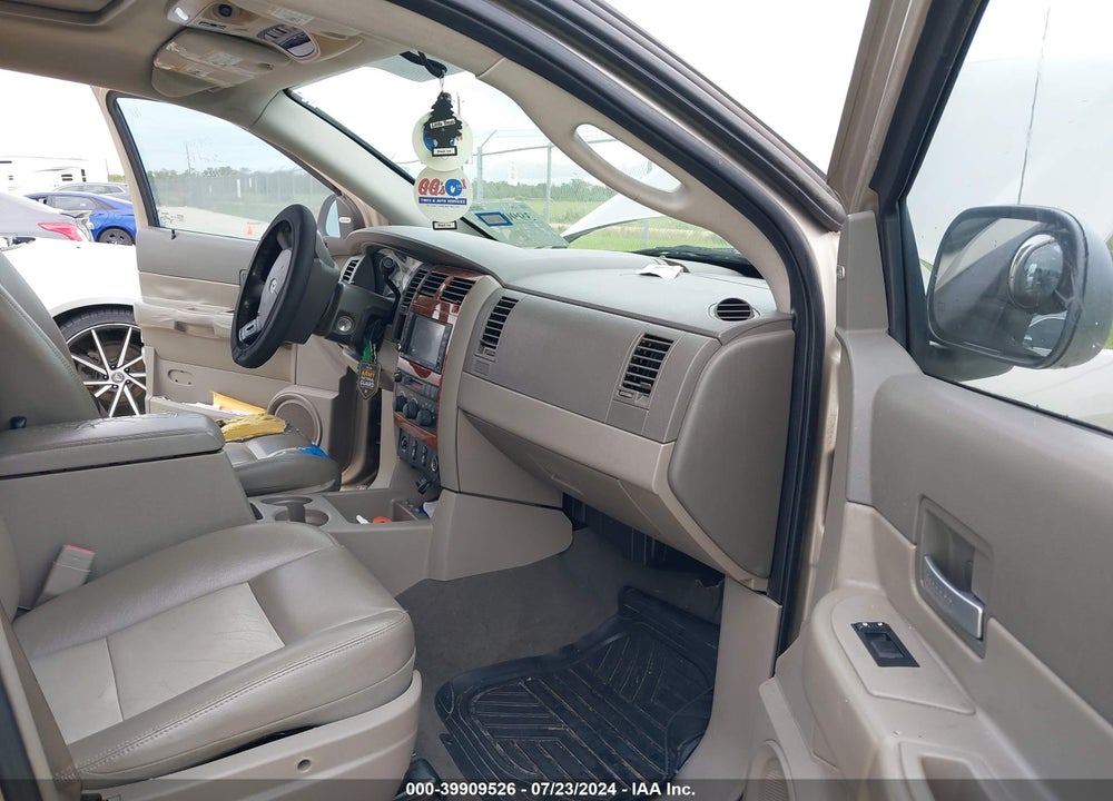 2008 DODGE DURANGO SLT VIN: 1D8HD48N98F118444