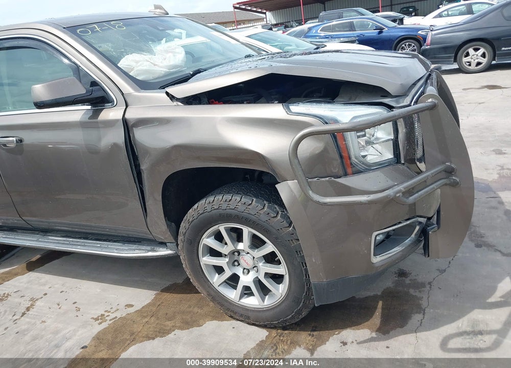 2016 GMC YUKON DENALI VIN: 1GKS1CKJ6GR240385