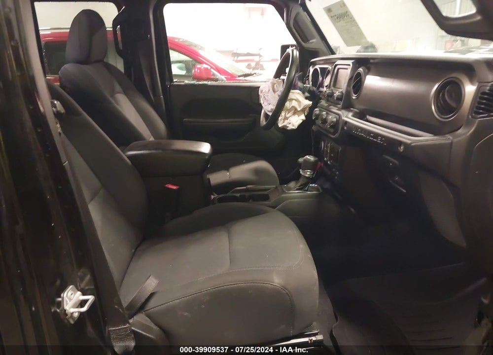 2019 JEEP WRANGLER UNLIMITED SPORT S 4X4 VIN: 1C4HJXDG3KW540023