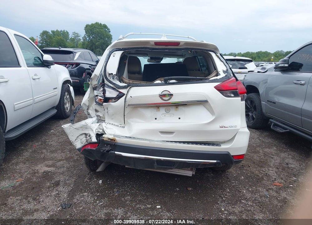 2017 NISSAN ROGUE SL VIN: 5N1AT2MVXHC872804
