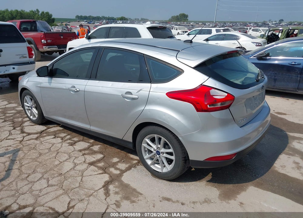 2018 FORD FOCUS SE VIN: 1FADP3K27JL204619