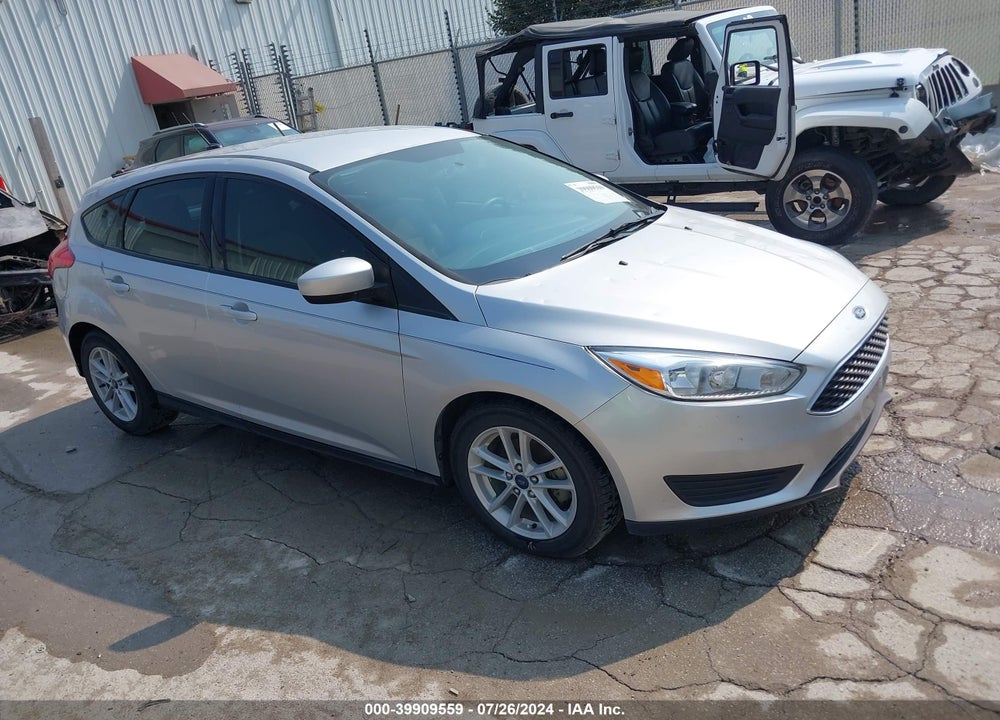 2018 FORD FOCUS SE VIN: 1FADP3K27JL204619