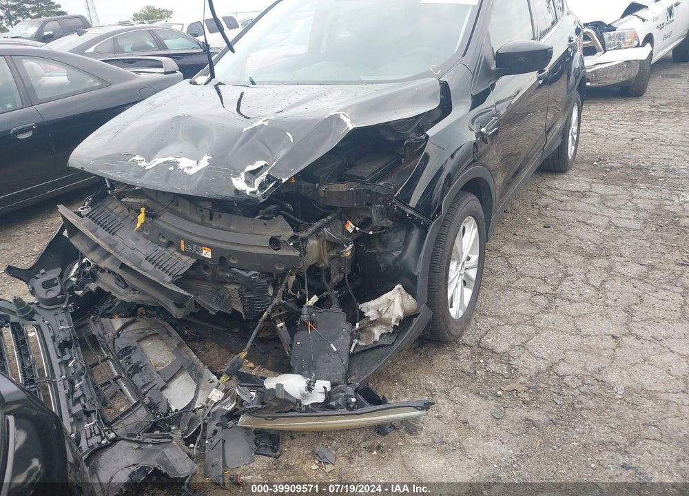 2017 FORD ESCAPE SE VIN: 1FMCU0G91HUE52397