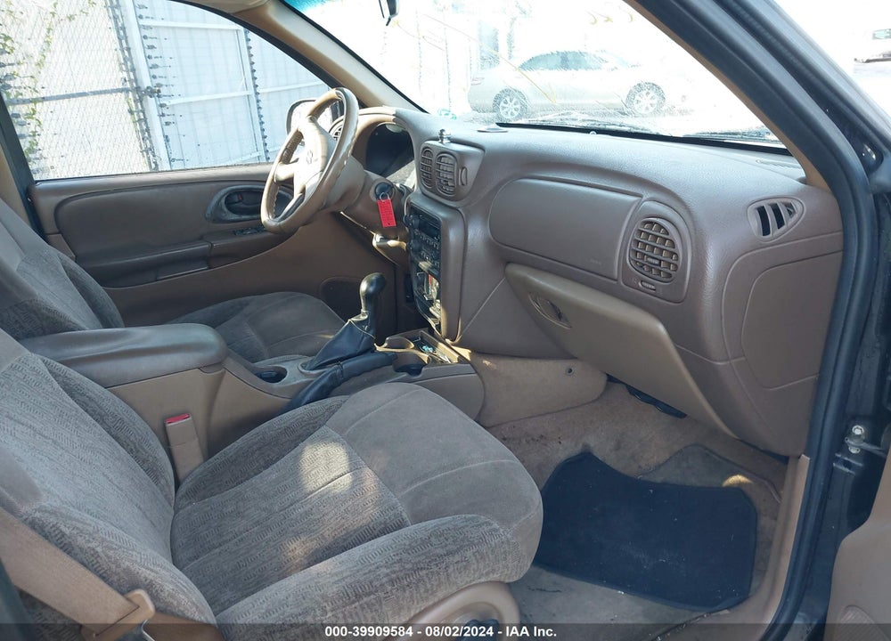 2002 CHEVROLET TRAILBLAZER LS VIN: 1GNDT13S922506792