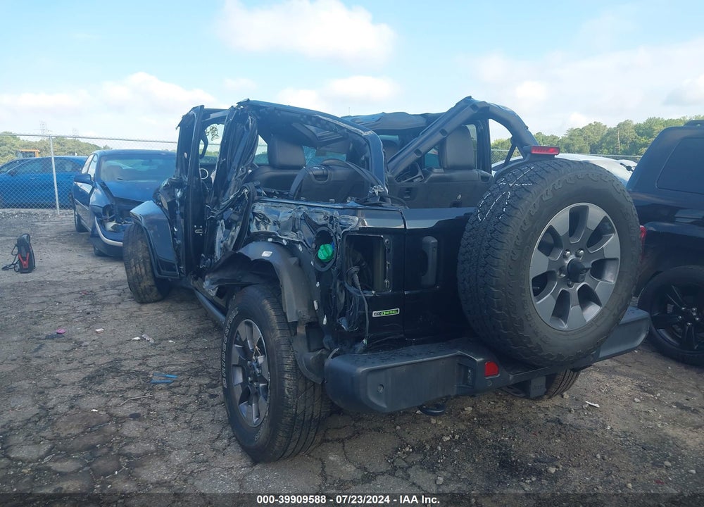 2020 JEEP WRANGLER UNLIMITED SAHARA 4X4 VIN: 1C4HJXEM8LW323444