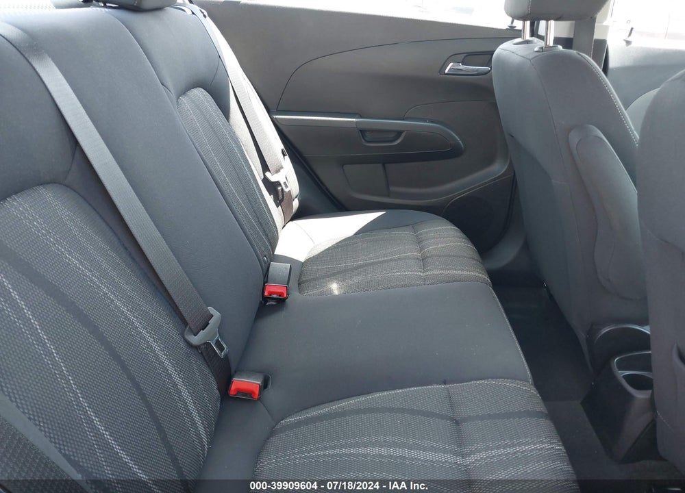 2018 CHEVROLET SONIC LT AUTO VIN: 1G1JD5SH6J4109686