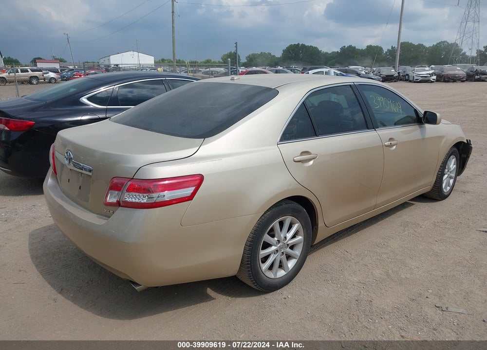 2011 TOYOTA CAMRY XLE VIN: 4T4BF3EK2BR133360