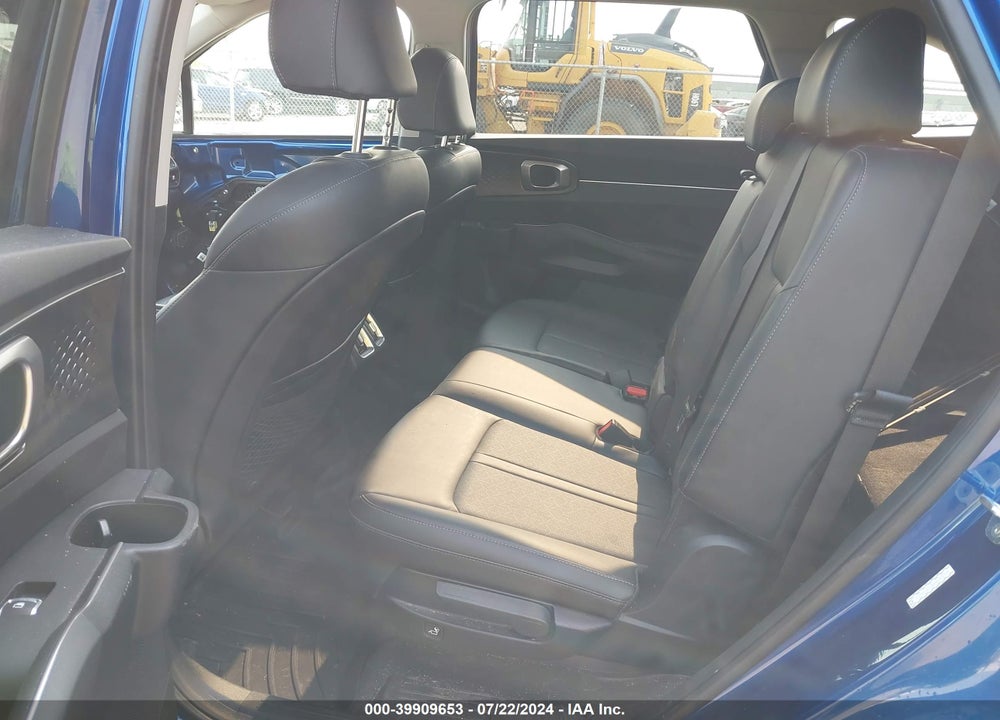 2021 KIA SORENTO S VIN: 5XYRL4LC8MG055792