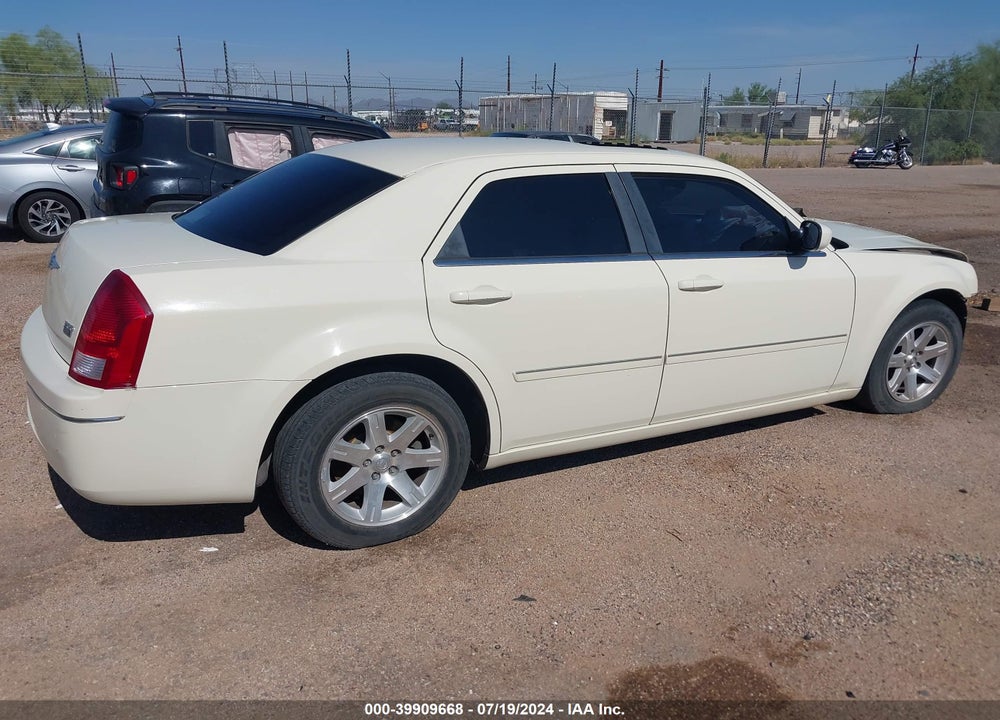 2006 CHRYSLER 300 TOURING VIN: 2C3KA53G96H529483