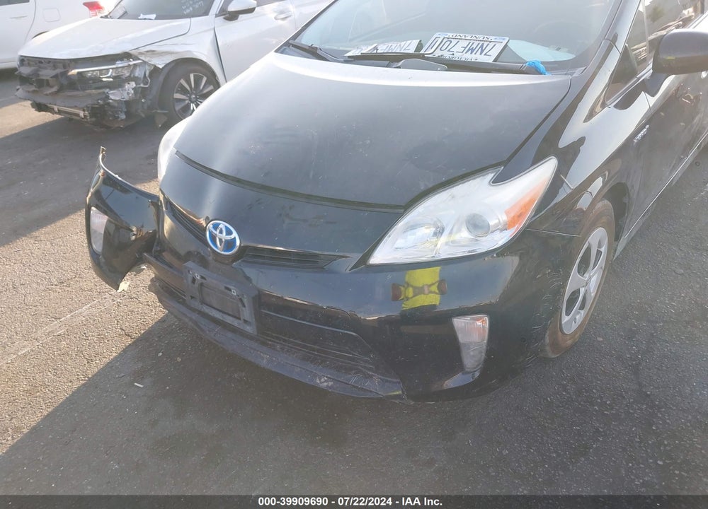 2015 TOYOTA PRIUS FOUR VIN: JTDKN3DU1F1972203