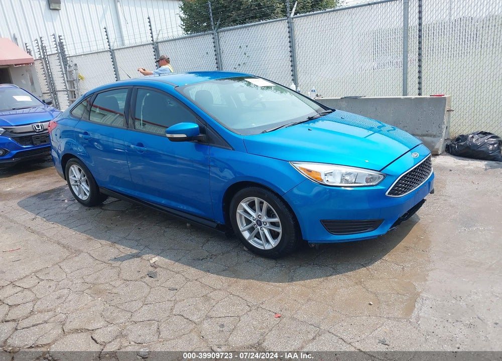 2016 FORD FOCUS SE VIN: 1FADP3F21GL238221