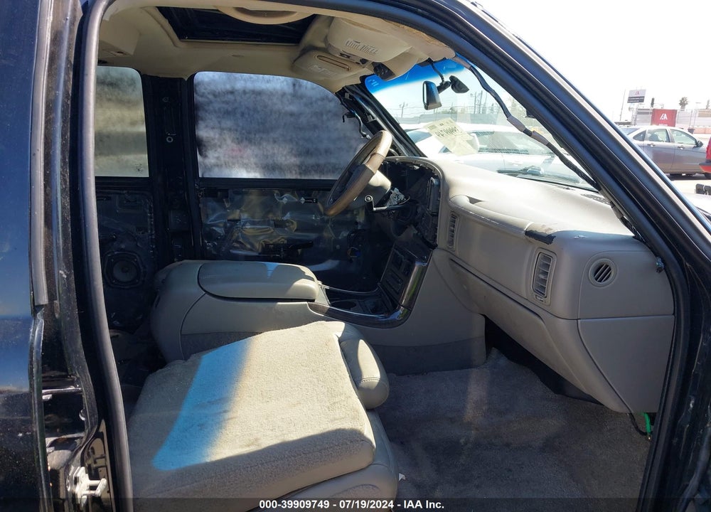 2004 GMC YUKON DENALI VIN: 1GKEK63U94J234594